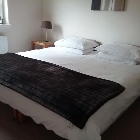 Shangri-La Bed And Breakfast Leuchars ภายนอก รูปภาพ