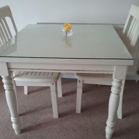 Shangri-La Bed And Breakfast Leuchars ภายนอก รูปภาพ
