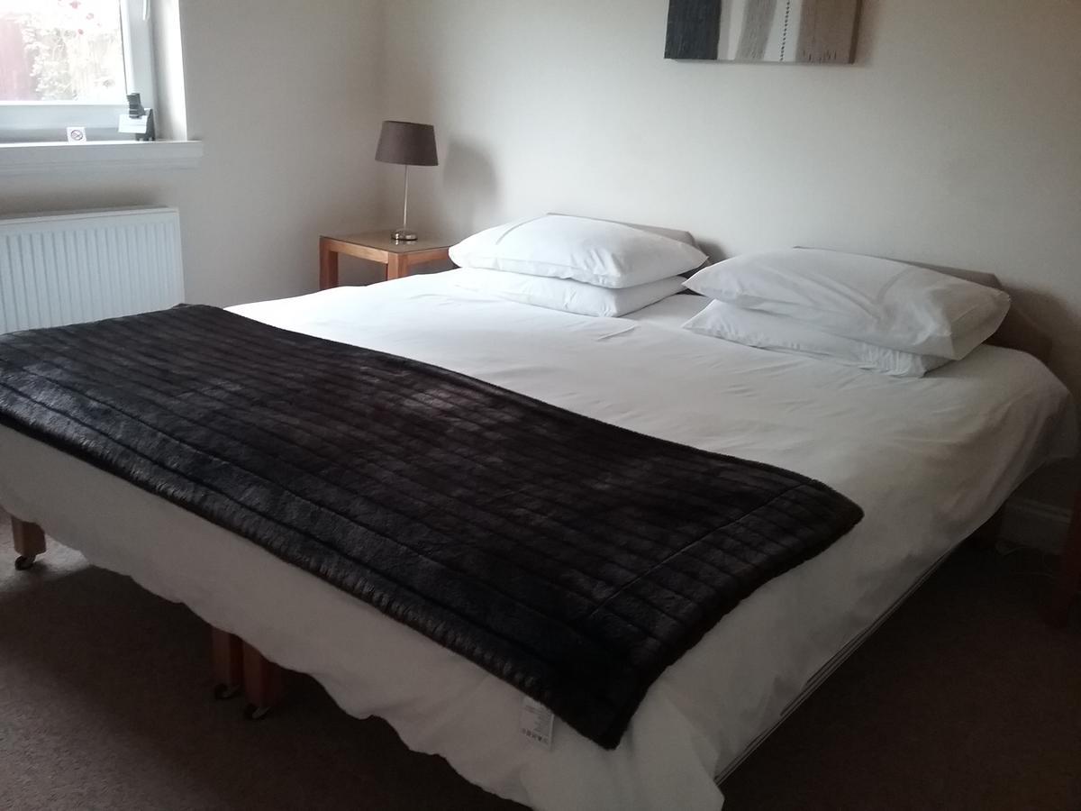 Shangri-La Bed And Breakfast Leuchars ภายนอก รูปภาพ